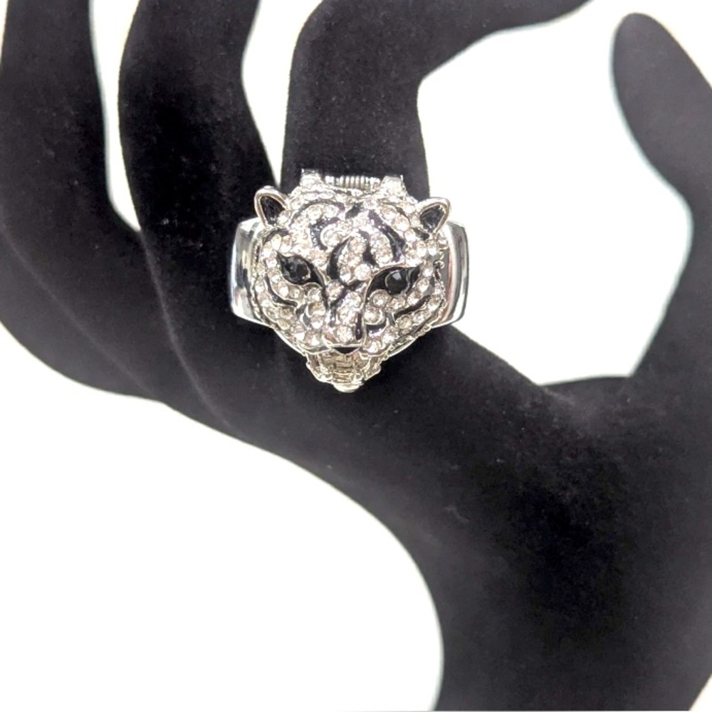 SOLD Strada Ring Watch Swarovski Crystal Silver Tiger Stretch Band New with Tags